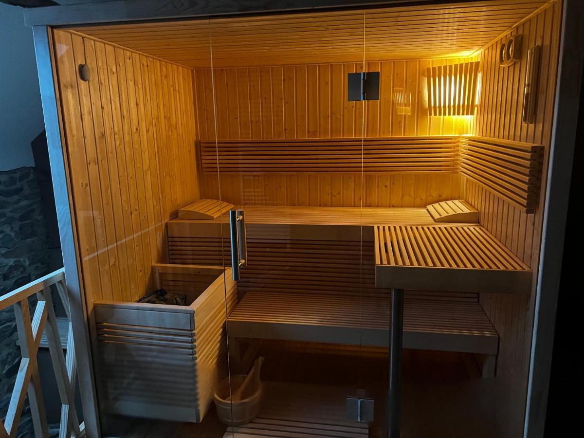 סטומונט Paddock Lodge - Suites Wellness & Chambres D'Hotes מראה חיצוני תמונה